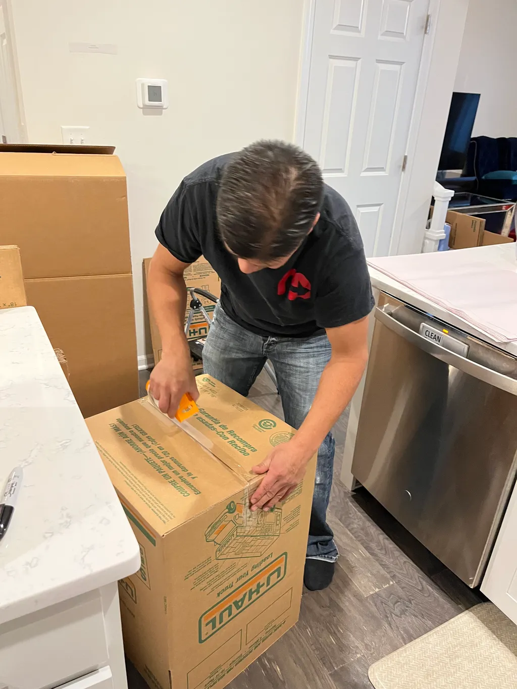 Monolith movers prepping a Bolingbrook home for a long-distance move
